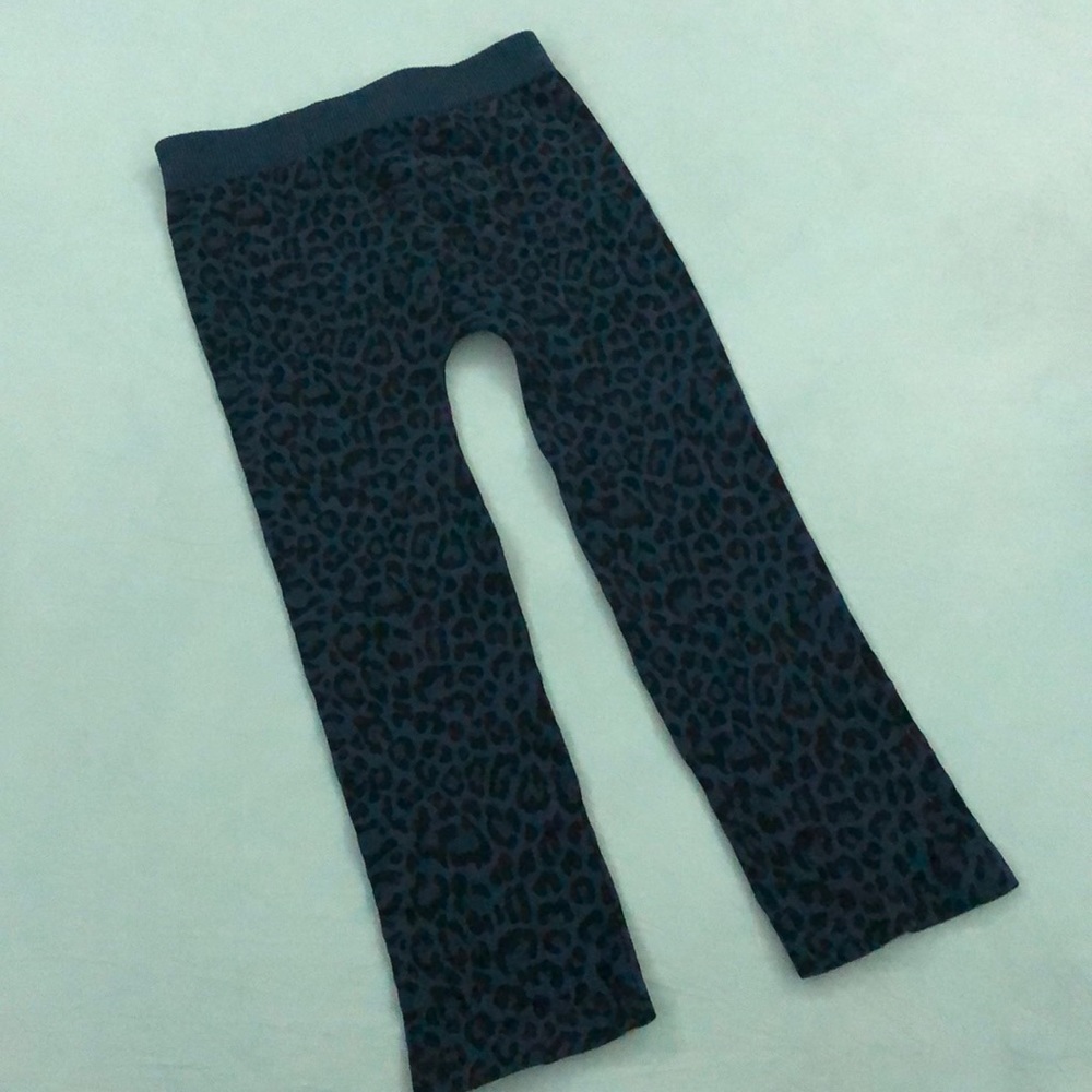 Nikibiki Blue Animal Print Cropped Leggings One Size